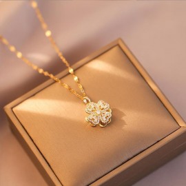 [18k Real Golden Plating] European And American Ins Style 360Â° Rotation Four-leaf Clover Pendant Necklace Banquet Party Jewelry Accessories Temperament Light Luxury Niche Design Sense